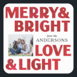 Sticker Carré Red Merry Bright Love and Light Christmas Holiday<br><div class="desc">Une plaque de tons rouges éclairent ce étiquette moderne,  type cadeau de vacances autocollant avec la mention "Joyeux et lumineux amour et lumière". Stick sur les produits de boulangerie maison,  enveloppes,  bouteilles de vin et plus encore,  ces autocollants personnalisés rendront votre cadeau plus facile et beaucoup plus personnel.</div>