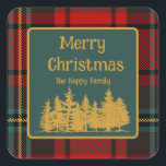 Sticker Carré Red Tartan Plaid Joyeux Noël<br><div class="desc">Tartan rouge et vert Joyeux autocollants de Noël et étiquettes. Et forêt d'arbres. Que vous pouvez facilement personnaliser. Parfait pour un décor de Noël traditionnel ou une ferme rustique.</div>