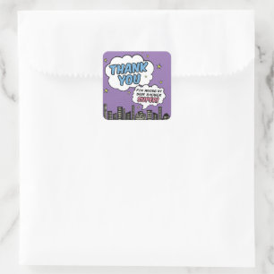 Sticker Carré Remerciements pour la Baby Shower de la Superhéroï