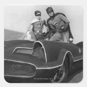 Sticker Carré Robin et Batman debout dans Batmobile