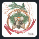 Sticker Carré Russe Wood Christmas Star Twig Wreath<br><div class="desc">Ajoutez une touche rustique à vos sacs, à votre correspondance ou à vos colis de vacances avec ces stickers personnalisés. Une étoile en bois est décorée de à feuillage persistant cônes de pin et d'un arc au centre d'une couronne primitive de brindilles. Un ruban rouge en bas tient votre texte...</div>