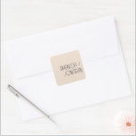 Sticker Carré Sceau d'enveloppe Mariage minimaliste moderne Past<br><div class="desc">Sceau d'enveloppe Mariage Pastel minimaliste moderne Ces enveloppes mariage pastel minimaliste sont parfaites pour un mariage élégant. Le design est composé de lettres en blocs modernes sur un arrière - plan pastel aux amandes. Personnalisez le étiquette avec les noms de la mariée et du marié. Vous pouvez transférer cette conception...</div>