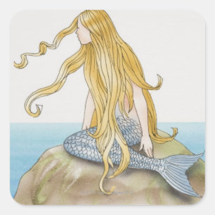 Sticker Carré Sirène blonde se reposant sur la roche de mer, vue