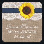 Sticker Carré Tournesol rustique, Fête des mariées Burlap & dent<br><div class="desc">Ces autocollants rustiques de tournesol, burlap & dentelle de douche nuptiale seront l'accessoire parfait pour toute future mariée! Le design comprend un joli arrière - plan rustique effet burlap avec une coupe en dentelle blanche vintage romantique finie avec un magnifique tournesol et ruban bleu marine. Ces autocollants peuvent être personnalisés...</div>