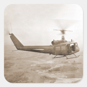 Sticker Carré UH-1 Huey au-dessus d'autocollant de rizières du