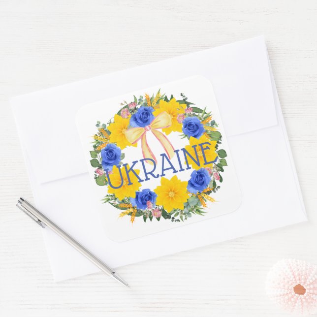 Sticker Carré Ukraine Ukrainienne Fleurs de couronne Foi Espoir (Enveloppe)