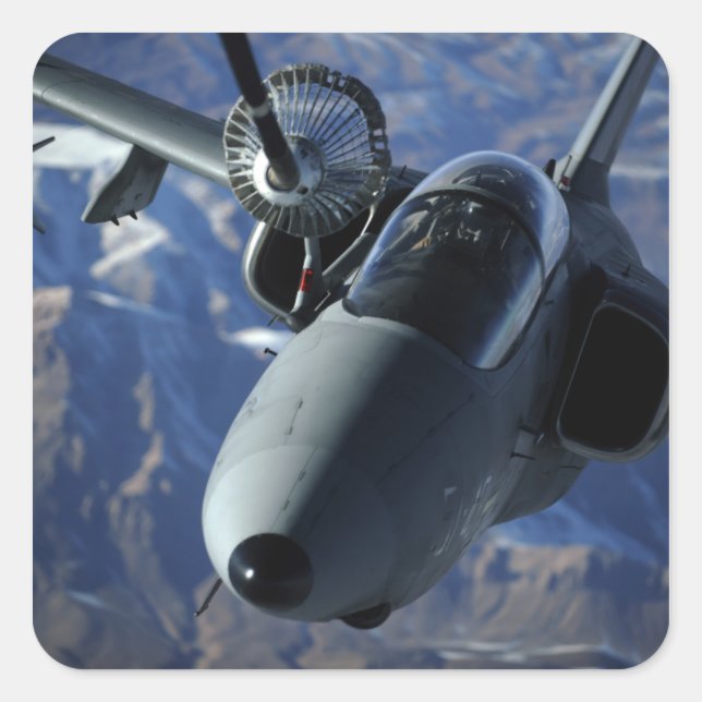 Sticker Carré Un AMX italien est ravitaillé par un Extender KC-1 (Devant)