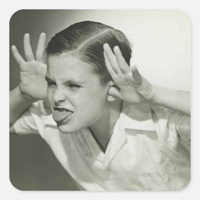 Sticker Carré Un garçon qui fait son visage (Devant)