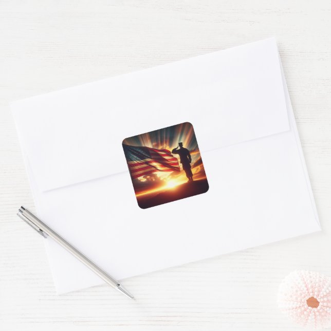 Sticker Carré Un Soldat Américain Salue Le Drapeau (Enveloppe)