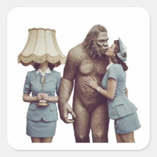 Sticker Carré Vintage Lady Kissing Sasquatch