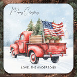 Sticker Carré Vintage Red Christmas Truck USA Drapeau Patriotiqu<br><div class="desc">Cartes de Noël vintage Camion Rouge Célébrez les Fêtes avec charme patriotique Répandez la joie et réjouissez festivement cette saison avec nos Cartes de Noël Vintage Camion Rouge. Parfaitement inspirées de l'esprit d'un pays d'hiver rustique, ces cartes présentent un charmant camion rouge orné d'un sapin de Noël à l'arrière, sur...</div>
