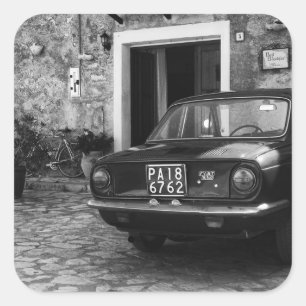 Sticker Carré Voiture Vintage FIAT en Italie en monochrome