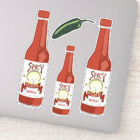 Chat de sauce chaude épicée avec ensemble de salsa