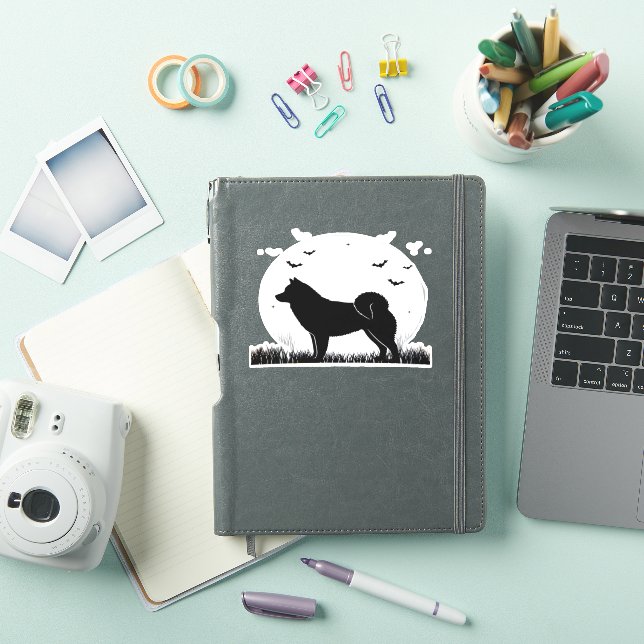 Sticker Chien de Hokkaido � Silhouette de la Lune d'Hallow (Couverture iPad)