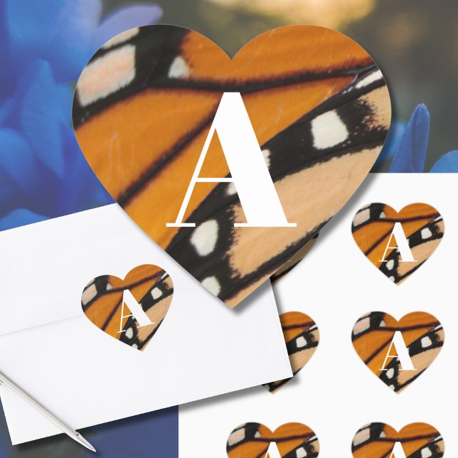 Sticker Cœur Aile papillon monarque initiale orange et noir (Monarch butterfly wing sticker seals make a lovely addition to envelopes, favor bags, or gifts!)