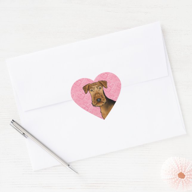 Sticker Cœur Airedale Terrier Cute Chien Tête Sur Coeurs Rose (Enveloppe)
