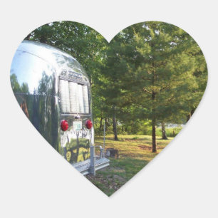 Sticker Cœur Campeur vintage de pins de lac mirror de boîte en