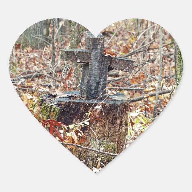 Sticker Cœur Croix dans les bois (Devant)