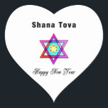 Sticker Cœur Étoile juive Shana Tova<br><div class="desc">L'étoile juive de Shana Tova comporte l'étoile de David hébreue en verre souillé de style et la salutation ensoleillée pendant une bonne année.</div>