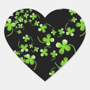 Sticker Cœur Joli motif de trèfle, accessoire vert sur fond noi