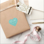 Sticker Cœur mariage élégant monogramme turquoise<br><div class="desc">Élégant arrière - plan turquoise avec monogrammes manuscrits. Parfait pour enregistrer les scellés de l'enveloppe de date ou comme accessoire mariage. Consultez notre magasin pour plus de choix de couleurs.</div>