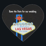 Sticker Cœur Mariage Las Vegas en forme de coeur<br><div class="desc">Ils sauvent la date en forme de coeur de Las Vegas les autocollants de mariage aider à annoncer vos plans de mariage. Le célèbre signe de bienvenue de Las Vegas attire l'attention sur votre mariage de destination dans la ville américaine qui a été appelée capitale mariage du monde Las Vegas....</div>