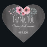 Sticker Cœur Merci Floral | Mariage Favor Chalkboard<br><div class="desc">Mariage en tableau floral merci autocollants de coeur - Chalkboard look arrière - plan. Le dessus est orné d'une couronne d'aquarelle fleurie en rose rousse et corail et vert. Ci-dessous se lit le Merci dans l'aspect manuscrit lettrage. Noms de mariée et de mariée dans un script délicat et date de...</div>