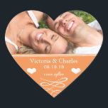 Sticker Cœur Orange Chalkboard Wedding Enregistrer la Date Scea<br><div class="desc">Tangerine Orange Coral doux et sassy faire-part de mariage Jamais après Chalkboard Mariage Plage douce et sassy Peach Palm Tree Destination Chalkboard Faire-part de mariage ></div>