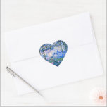 Sticker Cœur Water Lilies, 1919, Claude Monet,<br><div class="desc">Water Lilies,  1919 célèbre peinture de Claude Monet,  avec couleur coordonnée couleurs solides rose-violet et bleu Monet,  prêt à se mélanger et à se marier.</div>