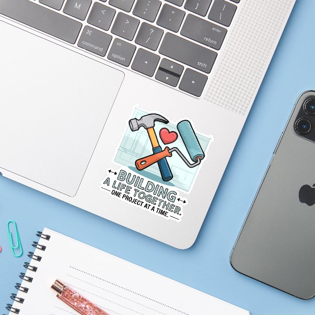 Sticker Construire une vie ensemble | Couple mignon et mai (Ordinateur portable avec iPhone)