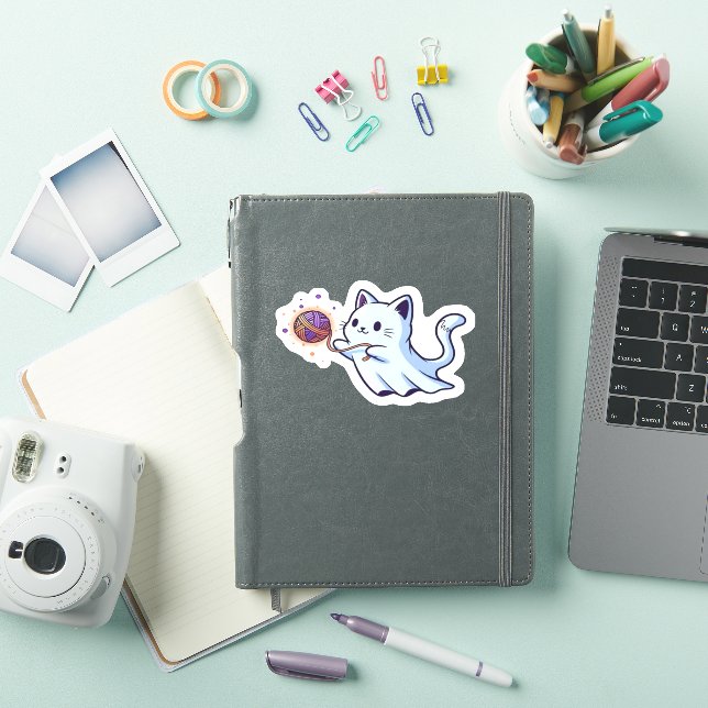 Sticker Cute Ghost Cat  Spooky Halloween Kitten  Magical W (Couverture iPad)
