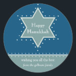 Sticker de message cadeau Star of David Hanoukka<br><div class="desc">Prix du meilleur d'aujourd'hui - 7 octobre 2010 Une étoile de David soulignée par des points blancs sert de cadre à votre message personnel de vacances. Quel grand autocollant Hanoukka à mettre sur les cadeaux pour l'enseignant de votre enfant, le facteur, le portier ou le livreur. Disponible en couleurs alternatives...</div>