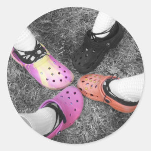 Sticker en crocs et chaussures douces