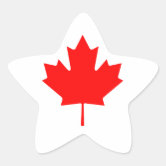 Un drapeau canadien avec une feuille d’érable rouge dessus photo