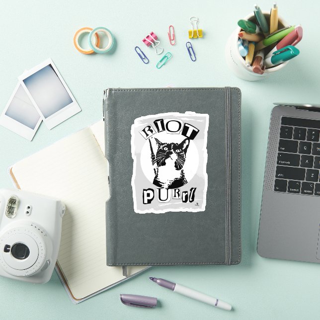 Sticker Fille Riot Épique Féline Fun Punk Vibes Design de  (Couverture iPad)
