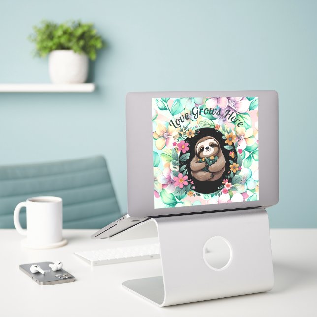 Sticker Floral Sloth Love pousse ici (Ordinateur portable sur le bureau)