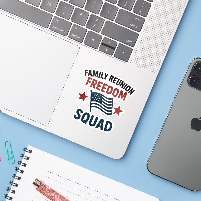 Sticker Freedom Squad Family Reunion Shirt – USA Patriotic (Ordinateur portable avec iPhone)