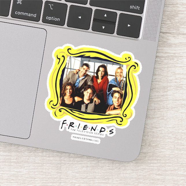 Sticker FRIENDS™ | Casting assis dans l'appartement de Mon (Détail)