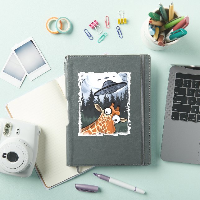 Sticker Funny Giraffe UFO Zoo Animal Weird Meme Graphique  (Couverture iPad)