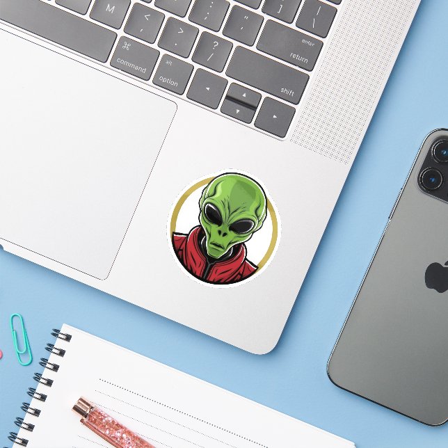 Sticker Green Alien (Ordinateur portable avec iPhone)