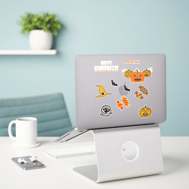 Sticker Halloween (Ordinateur portable sur le bureau)