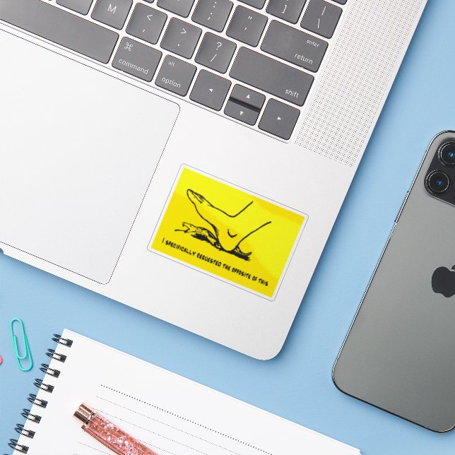 Sticker J'ai spécifiquement demandé l'opposé de ce Meme (Ordinateur portable avec iPhone)