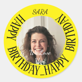 Sticker jaune pour anniversaire entièrement person