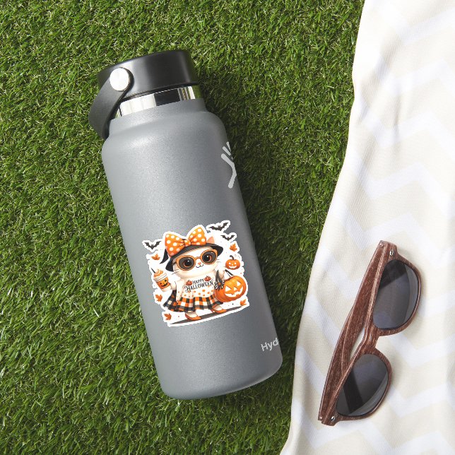 Sticker Joli chat d'Halloween � Chat de sorcière Kawaii av (HydroFlask Insitu)