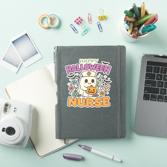 Sticker Joyeuse chemise d'Halloween - Médicale mignonne (Couverture iPad)
