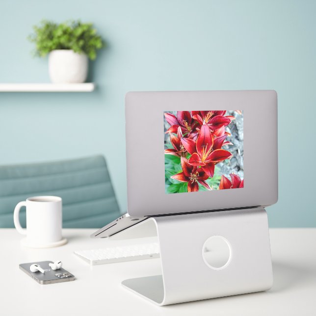 Sticker Lily de richesse et de prospérité – Floral (Ordinateur portable sur le bureau)