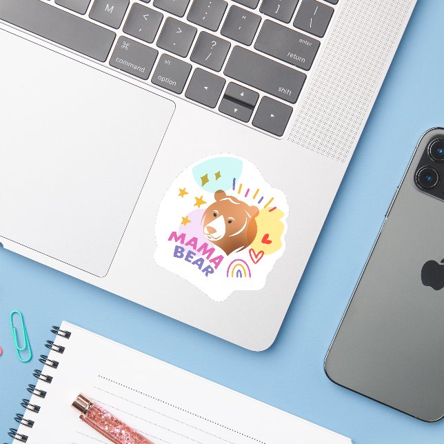 Sticker Mama Bear Cosy #5 (Ordinateur portable avec iPhone)
