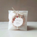 Sticker Mariage Rustique Pine Poinsettia<br><div class="desc">Le "Rustic Pine Poinsettia Mariage Sticker" est la touche parfaite pour élever votre décor de mariage d'hiver. Doté d'un design époustouflant qui combine des teintes rouges vibrantes avec une élégante verdure et de charmants accents de pin, cet autocollant ajoute une touche festive et sophistiquée à votre papeterie, à vos faveurs...</div>