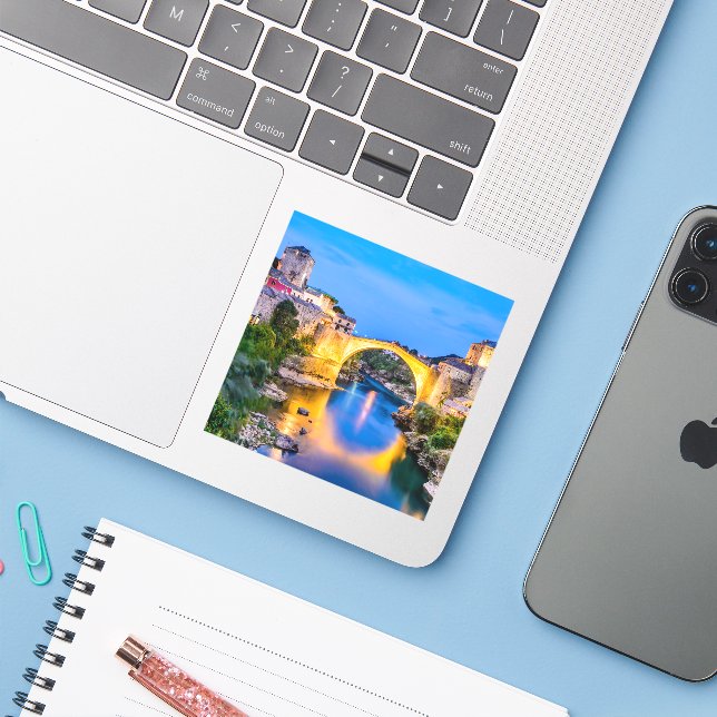 Sticker Mostar de Bosnie-Herzégovine (Ordinateur portable avec iPhone)