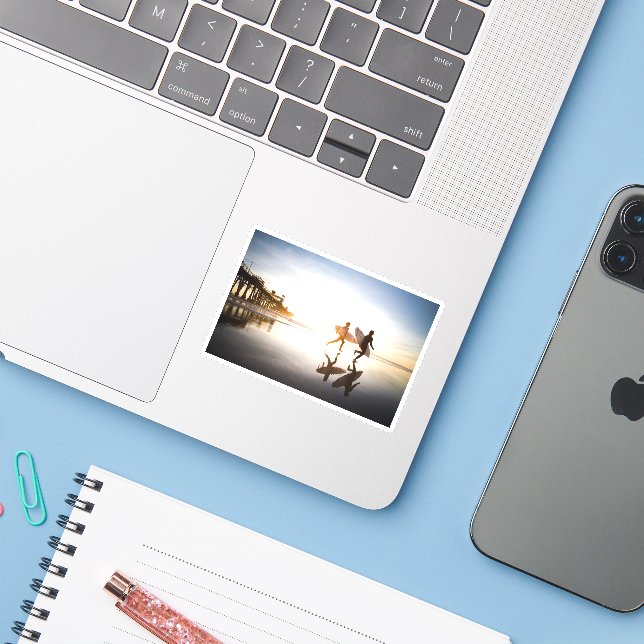 Sticker Oceanside Beach (Ordinateur portable avec iPhone)